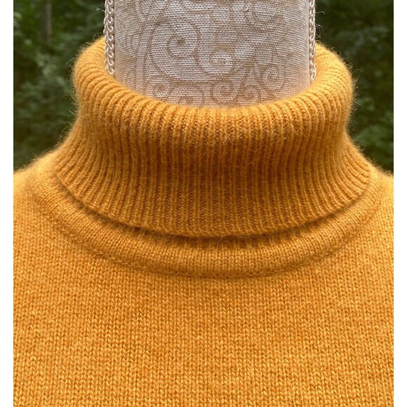 Vintage Mustard Yellow Lambswool Angora Turtleneck Sweater Size P/M 80s 90s - Picture 6 of 12